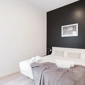 barcelona-upartments-paris.topbarcelonahotels.com/